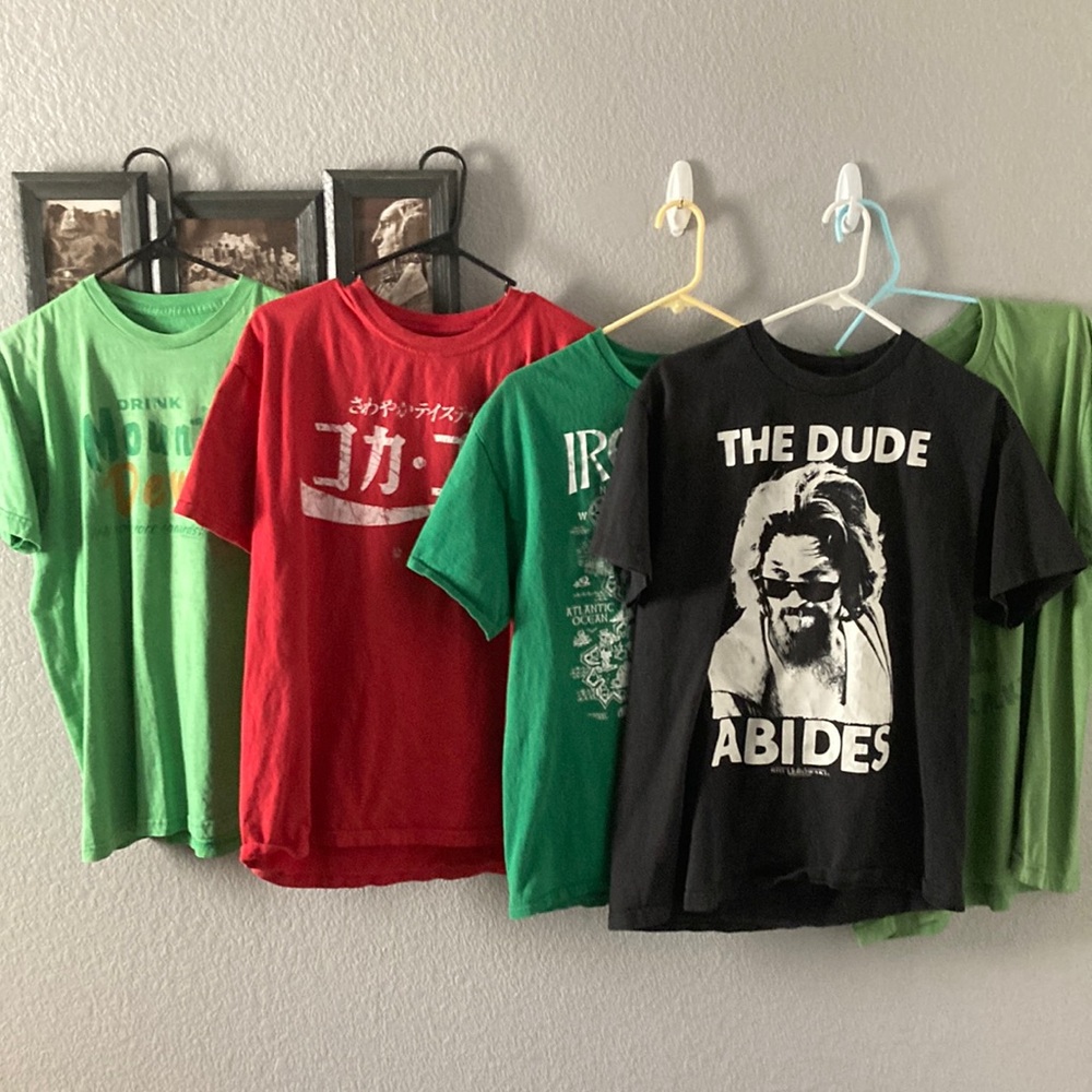 5 for 25! Men’s large t-shirt bundle